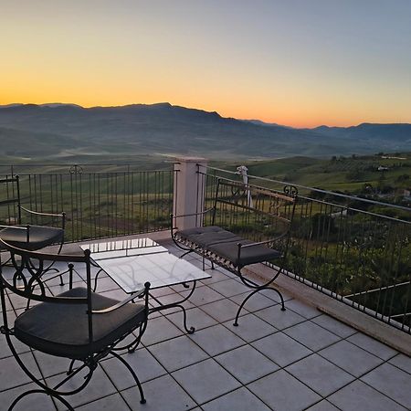 Belvedere Santa Margherita di Belice Extérieur photo